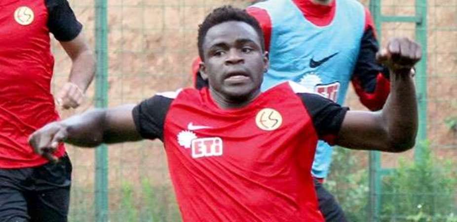 Possible transfer ? James Akaminko on trial at Esbjerg