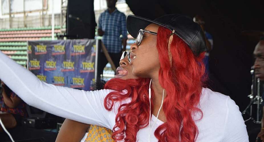 Adorable Photos of Cynthia Morgan  Seyi Shay At StarMusicTrek Benin