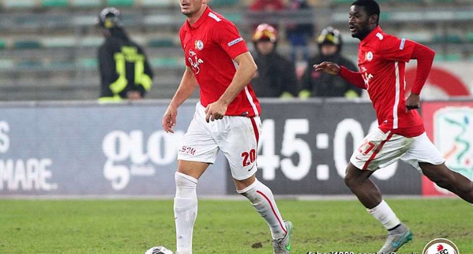 Isaac Donkor, right, impressed in defence for Bari