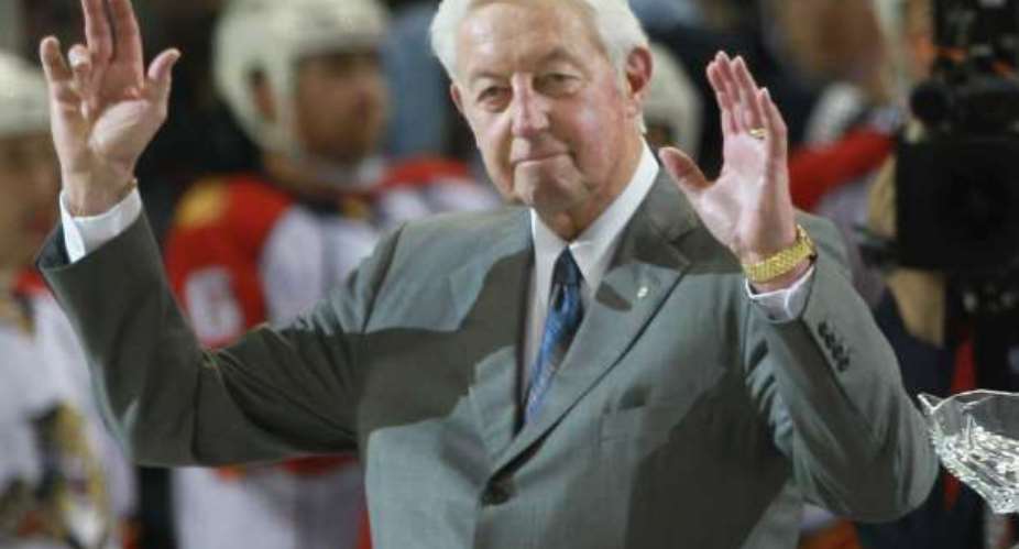RIP: Montreal Canadiens legend Jean Beliveau dies