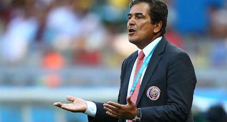 Jorge Luis Pinto steps down as Costa Rica coach