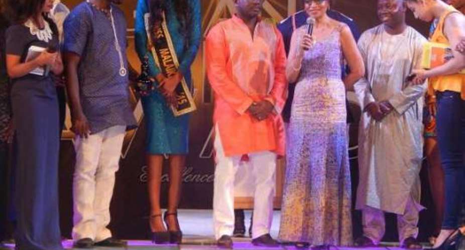 Kofi Ansah honoured in Ghana Fashion Awards 2015