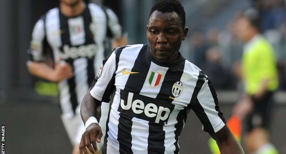 Kwadwo Asamoah beats off Patrice Evra challenge to play full throttle as Juventus make winning start to Serie A campaign