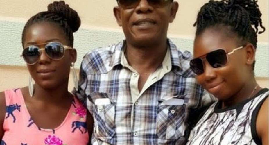 Photo: Osuofia steps out with daughters!