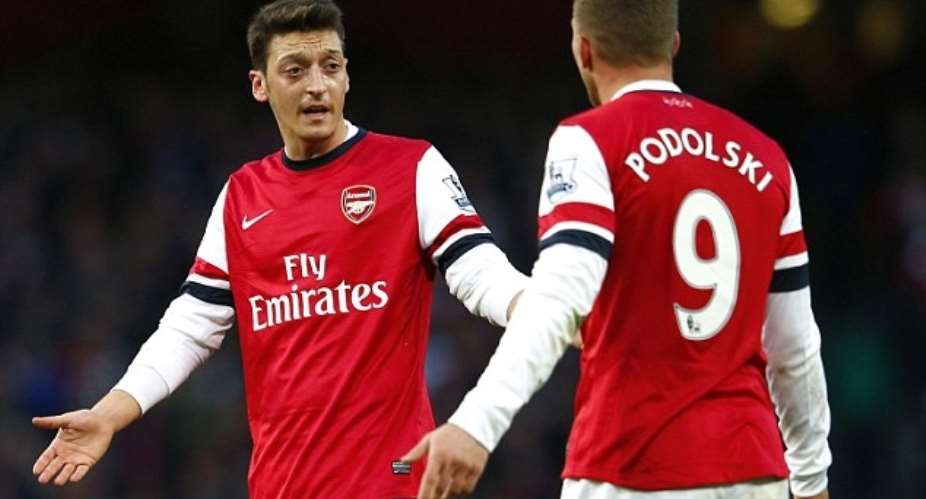 Ozil apologises for Arsenal display in Bayern loss