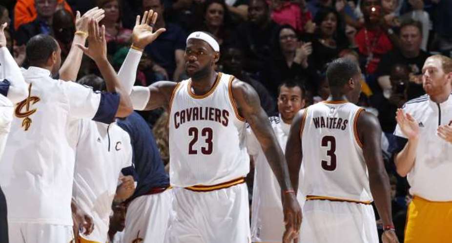 Magical LeBron: LeBron James returns, Cleveland Cavaliers win again