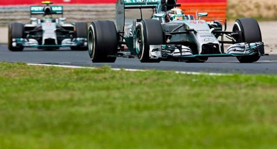 Mercedes to rethink strategy after Hungary team orders controversy