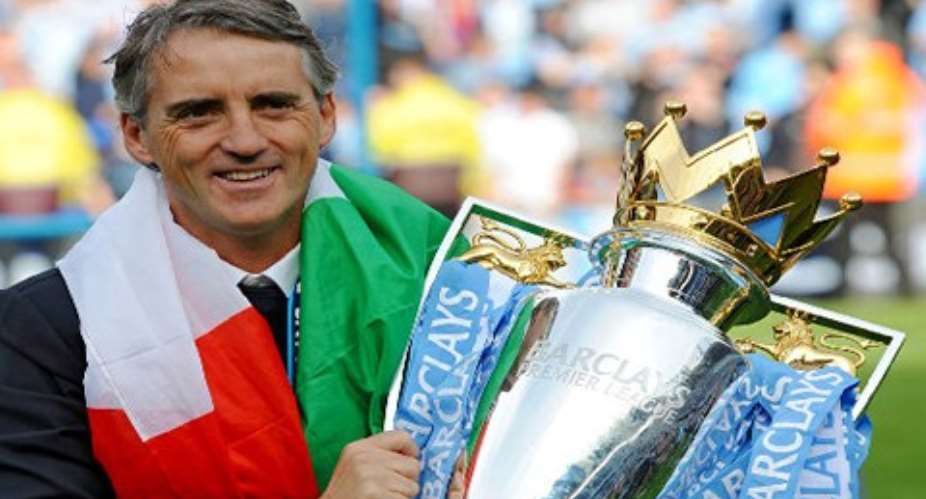 Roberto Mancini signs new five-year contract with Manchester City