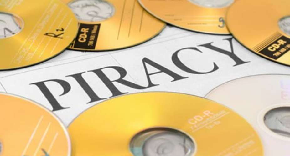 16 students nabbed for movie piracy