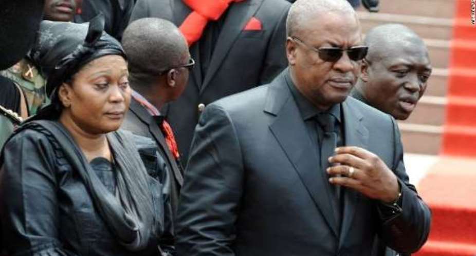 Mahama suspends tour over mothers death