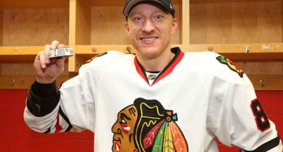 Marian Hossa earns 1000th point, Los Angeles Kings lose
