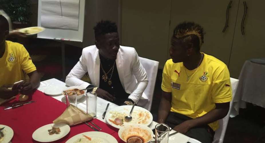 China-based Asamoah Gyan buys first copy of Shatta Wale's album for U10,000