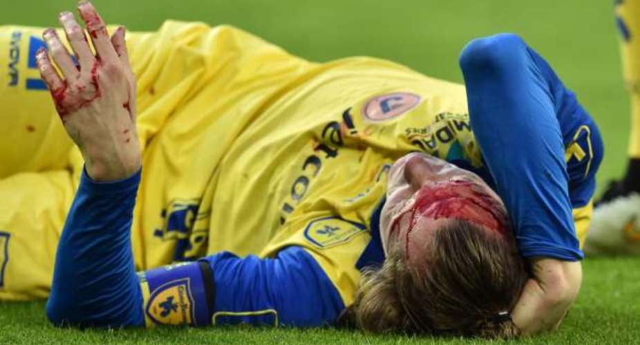 Minor injury: No 'major problems' with Chievo defender Nicolas Frey's head wound