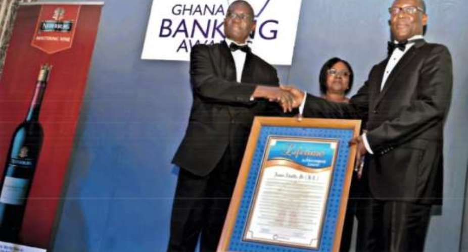 Asare Akuffo grabs another award