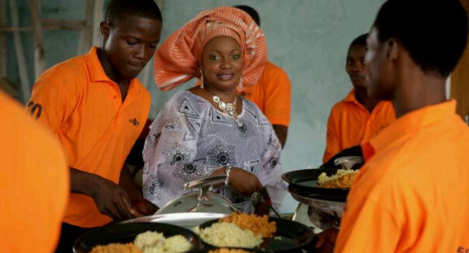 SOCIETY GAL, AISHA ADESEUN REMARRIES QUIETLY