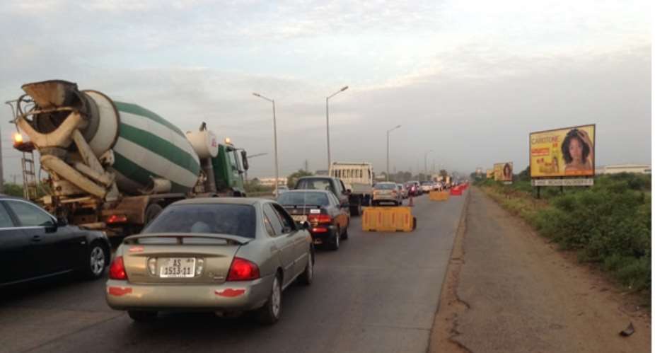 Tema motorway: 30,000 cars pay tolls daily but no facelift