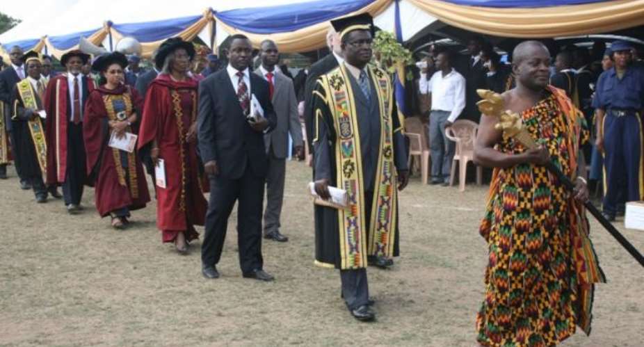 Vice Chancellor Prof. C.N.B. Tagoe with some members of theCouncils are in the procession during the graduation at Legon.