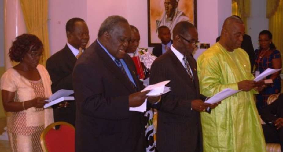 Six new envoys receive letters of credence