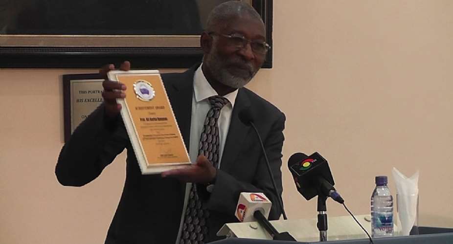 Prof. Quaynor Awarded At The Inauguration Of E-crime Bureau Board Of Directors