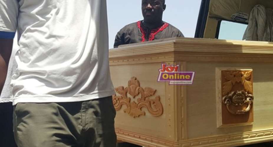 Photos: Nii Odoi Mensah's body arrives in Ghana