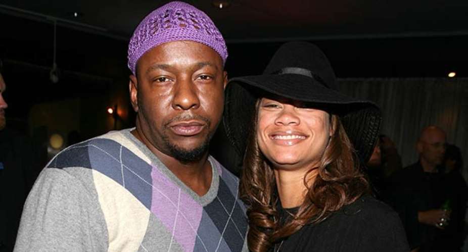 BOBBY BROWN TO GET MARRIED AGAIN
