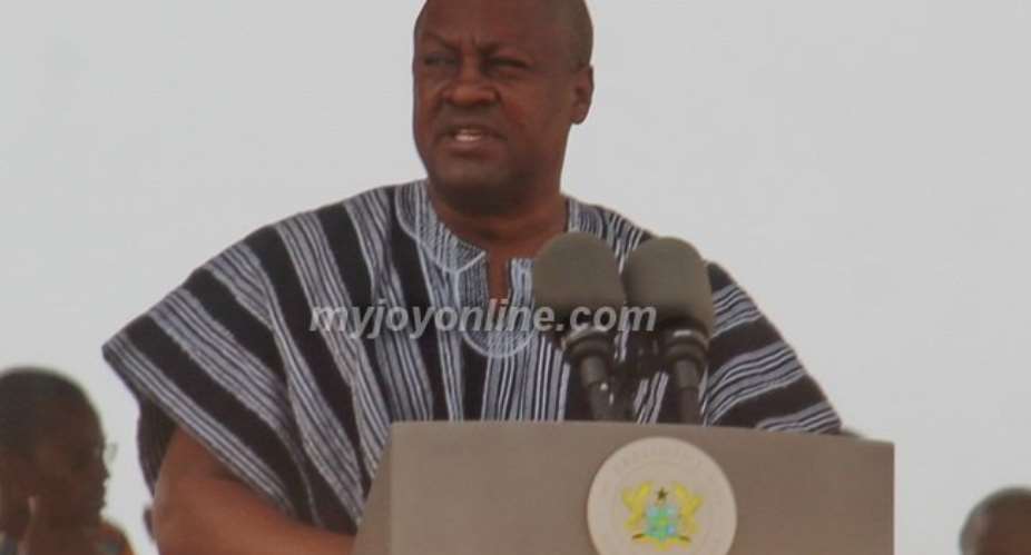 900 prisoners get Presidential pardon