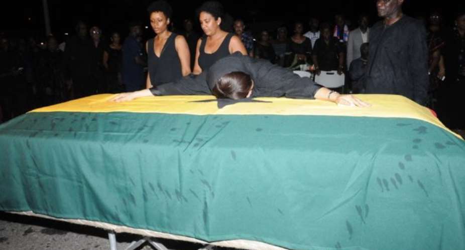 25 photos of arrival of Jake Obetsebi Lamptey's mortal remains
