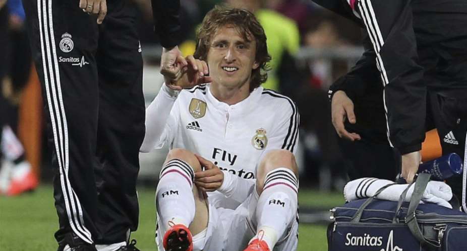 Luka Modric ruled out for six weeks with knee ligament damage