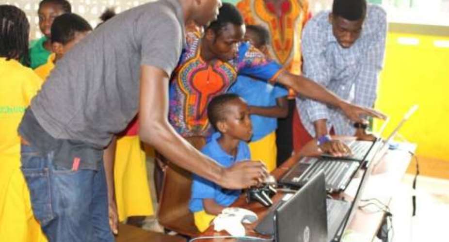 Community Using Ict NGO supports community in ICT skills