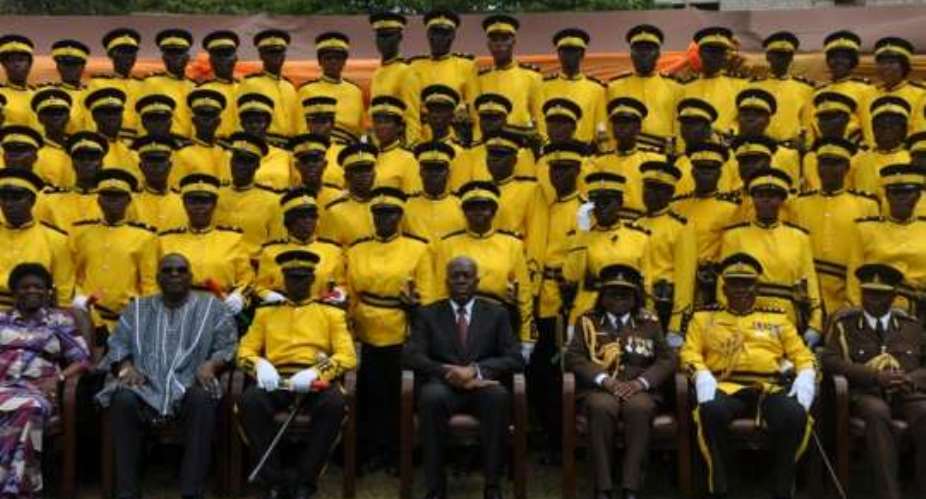 Prison officers must exhibit high levels of professionalism - Veep