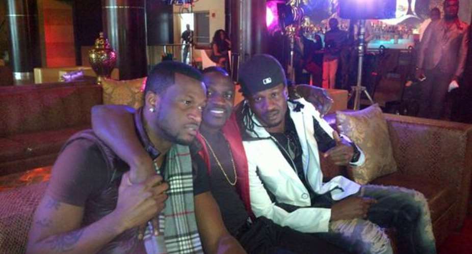 P-SQUARE STEPS UP THEIR GAME--COMMANDS 100 THOUSAND PERFORMANCE FEE PER SHOW