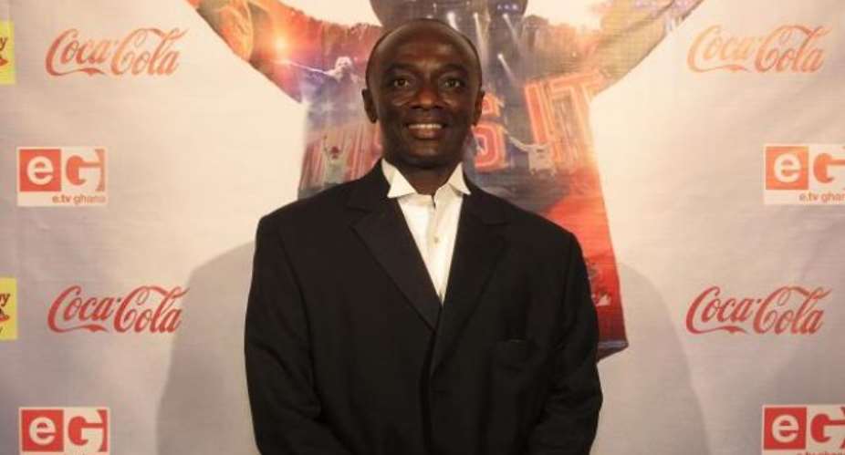 Thronging Ovation at Silverbird to see Michael Jacksons THIS IS IT