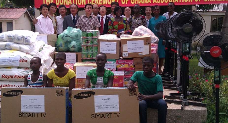 Chinese Society of Ghana and SYTO donate to two orphanages