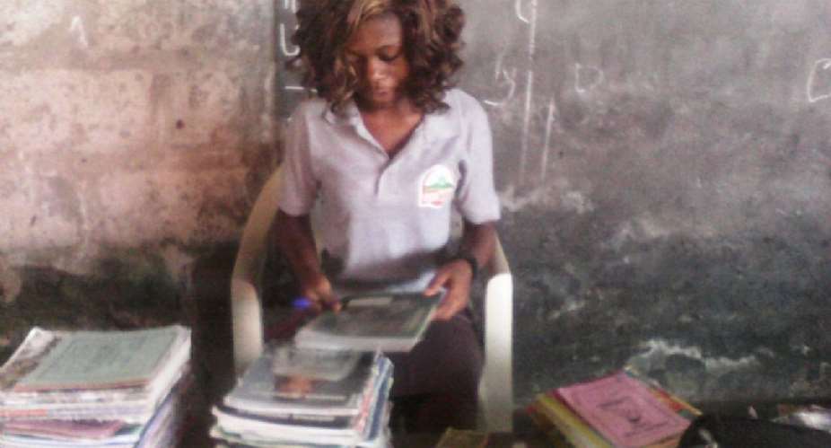 Touching!! Meet Uneducated Loretta Nelson Fighting Expensive Education In Ghana