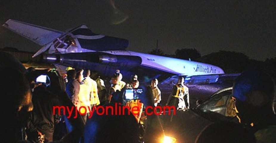Video: Cargo plane crashes near El-Wak Stadium