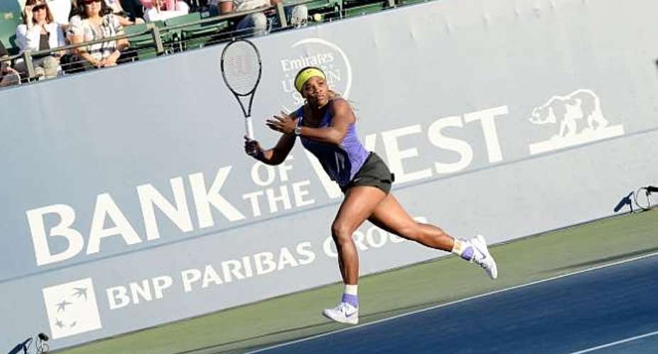 Serena Williams outlasts Ana Ivanovic in Stanford