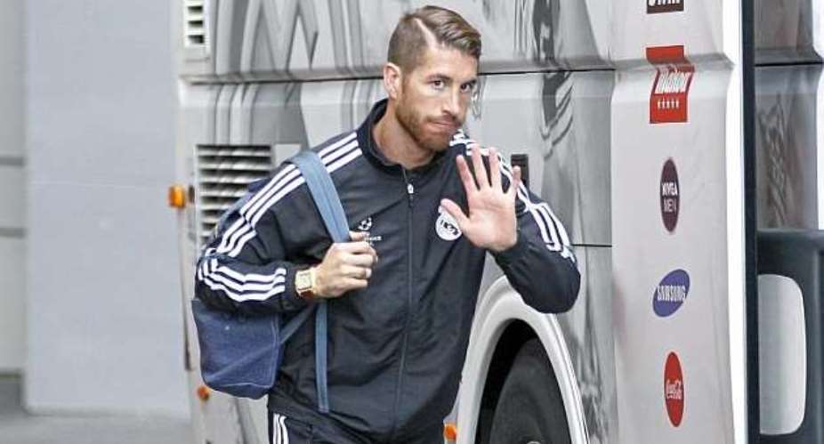 Old Trafford calling: Ramos wants out; Top Gea relaxes in Spain