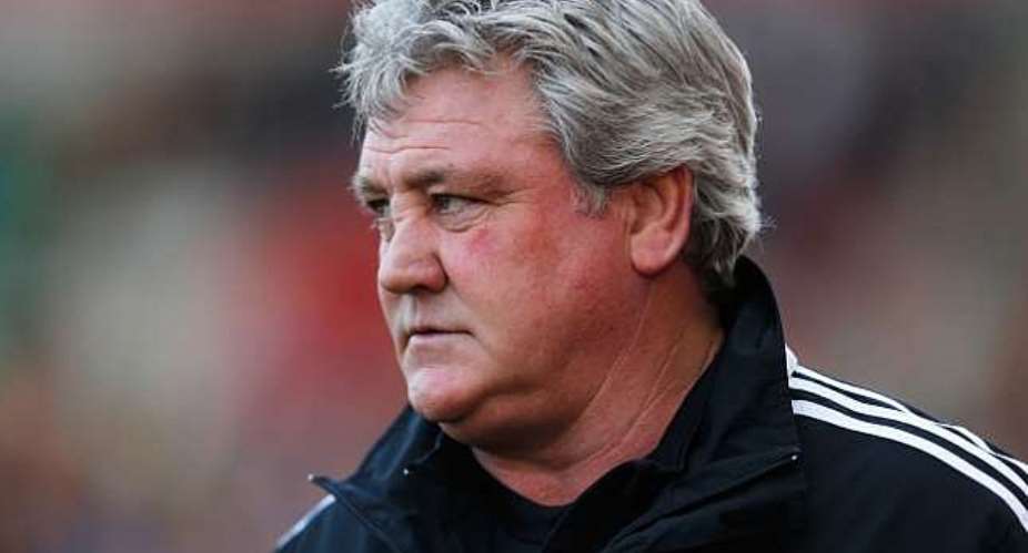 Hull City boss Steve Bruce targeting three further signings