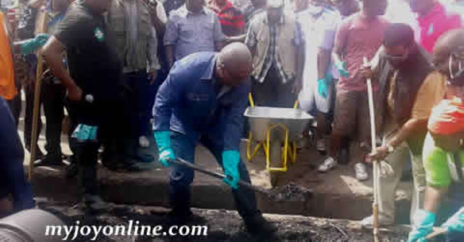 President Mahama pushes for weekly clean up exercise to combat cholera