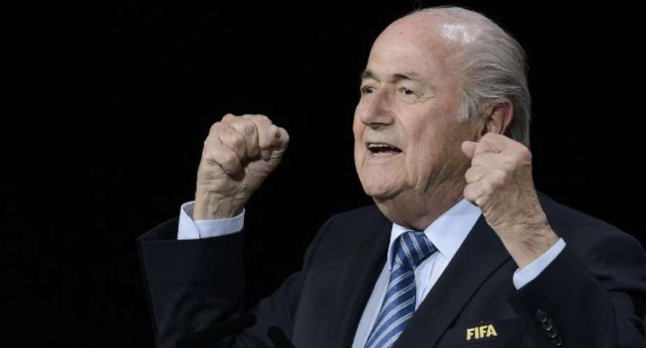 Sepp Blatter stripped of IOC membership as FIFA exit nears