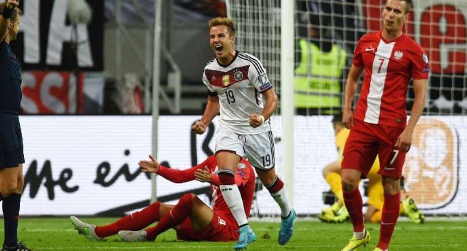 Mario Gotze double sees Germany past Poland