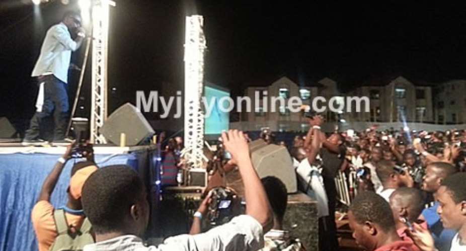 Sarkodie performing at the event