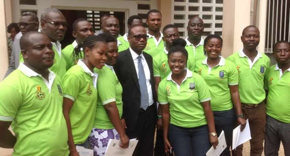 Nineteen Ghanaian team masseurs receive certificates after first-ever training course