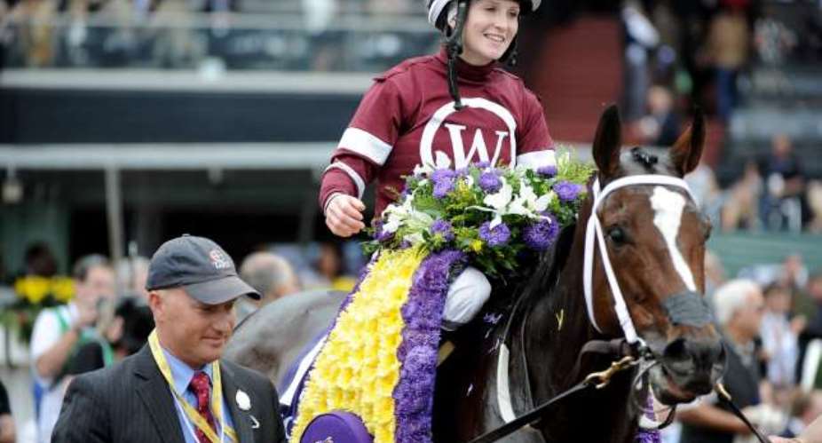 Retired horse: Pregnant jockey Rosie Napravnik retires after Breeders' Cup win