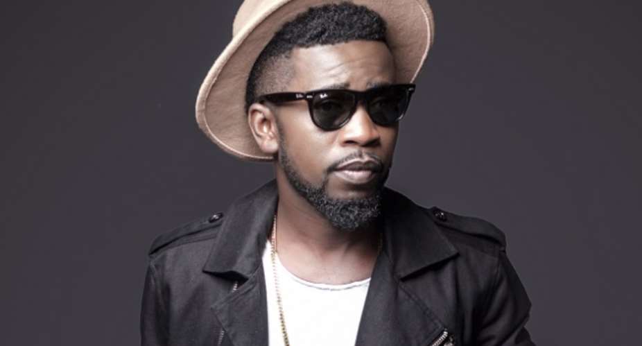 Watch Behind The Scene Pictures Of Bisa Kdei Jwe Video Shoot