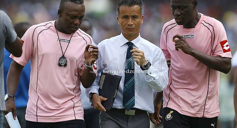 Hearts of Coach Kenichi Yatsuhashi reveals players and technical staff are owed salaries