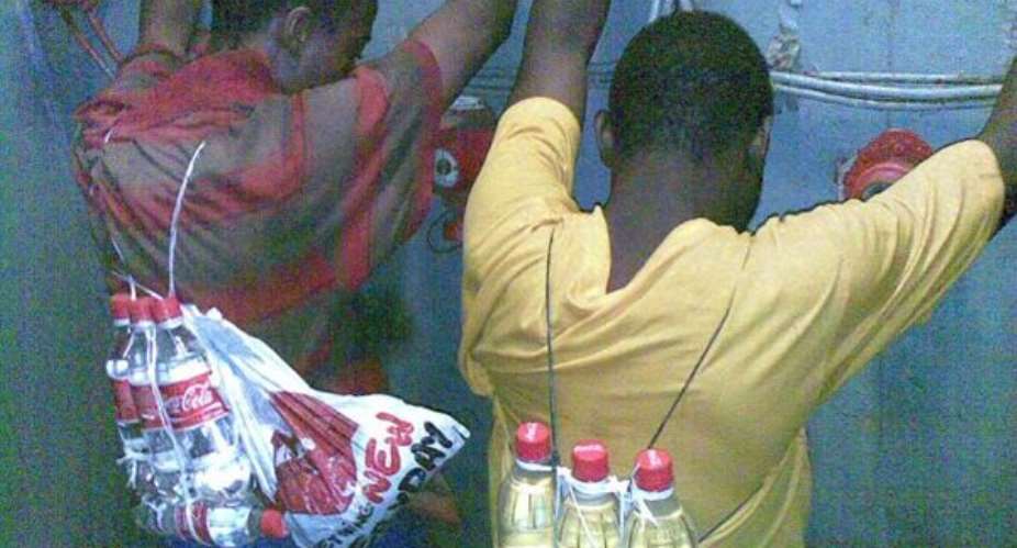 Ghanaian stowaways arrested in Angola