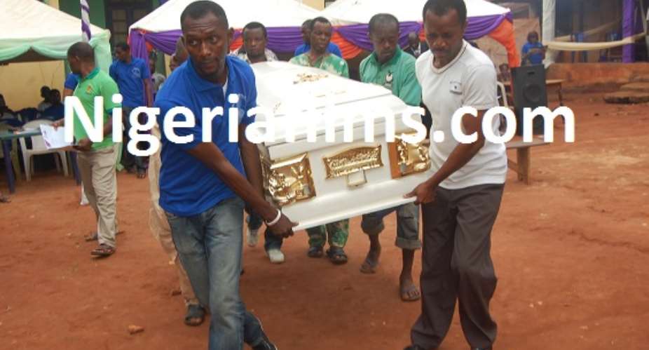 Burial: Nollywood stars honour Ogeh Cynthia’s father