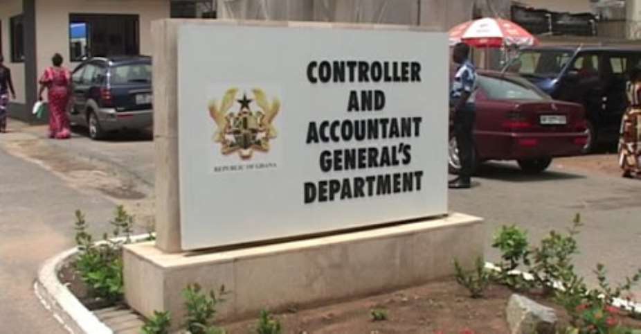 14,000 government workers face January salary delays