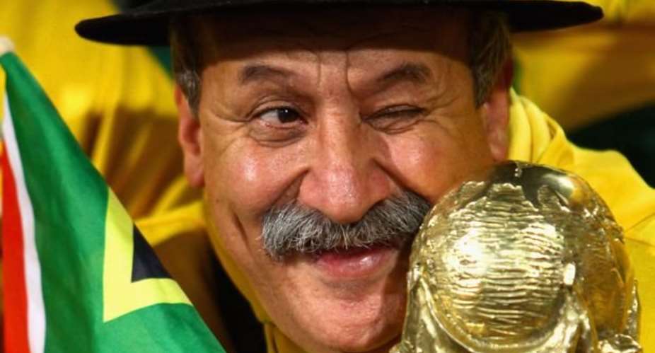 Brazilian superfan Clovis Acosta Fernandes passes away at 60